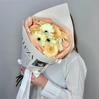 Букет из нежных гербер 9 шт