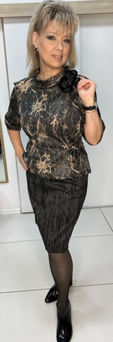 Нарядный костюм с юбкой-карандаш