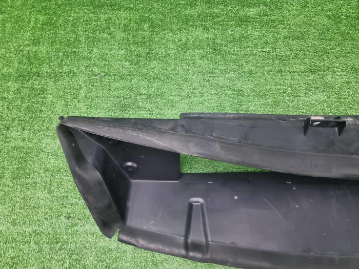 Дефлектор радиатора Range Rover Vogue 5 L460 21-нв