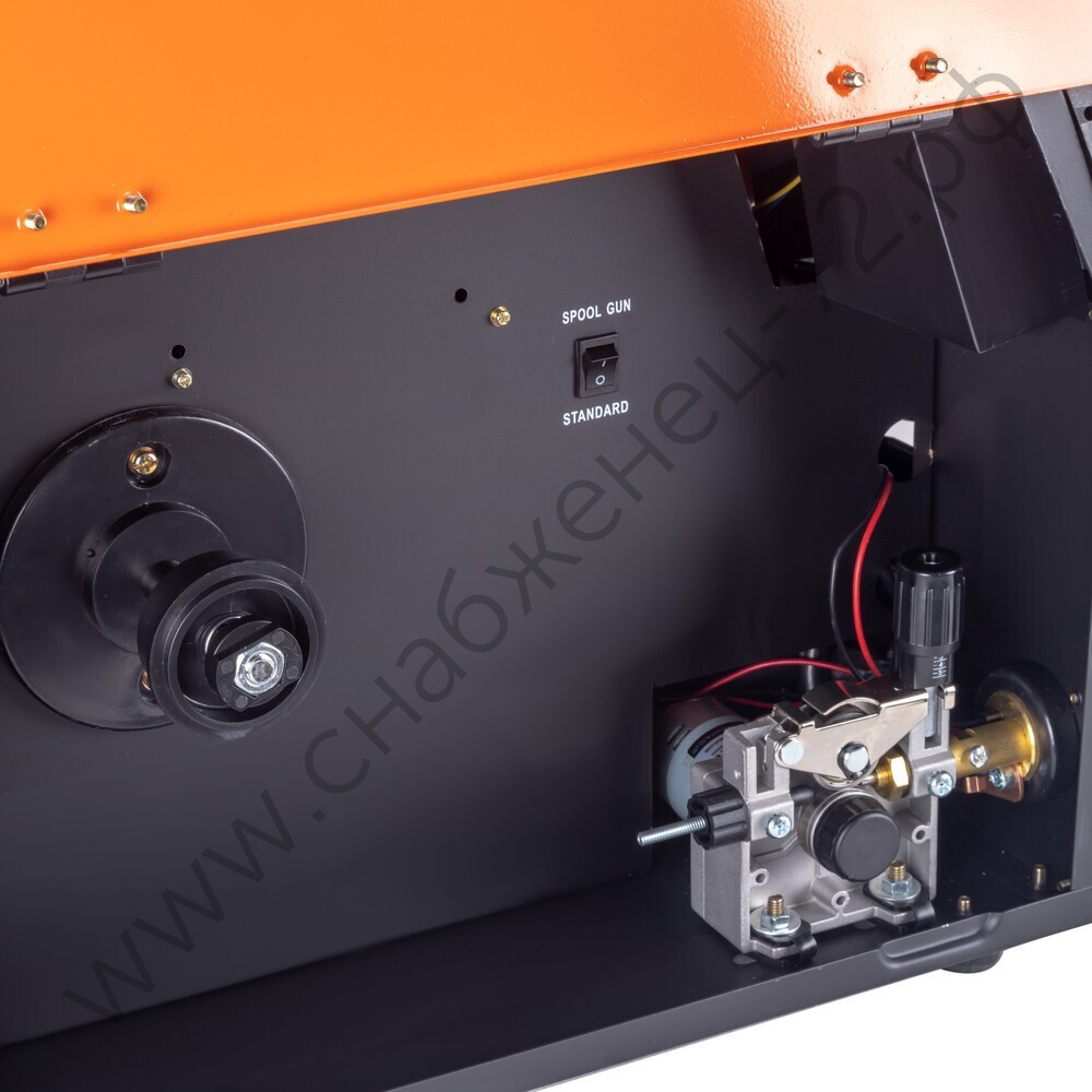 Сварочный полуавтомат UNO MIG 207 LCD