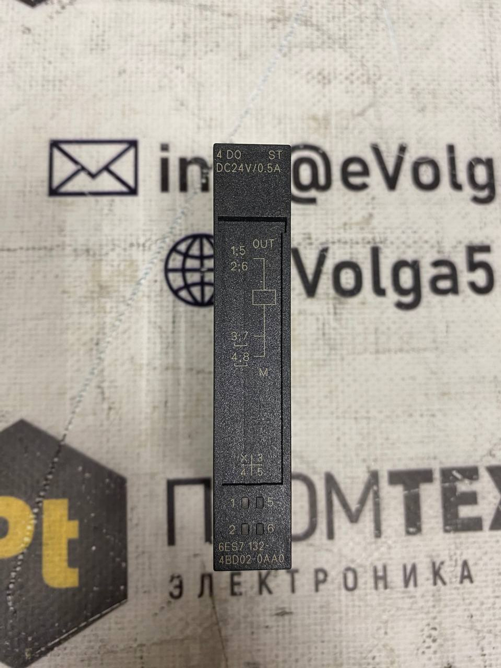 Siemens 6ES7132-4BD02-0AA0 новое