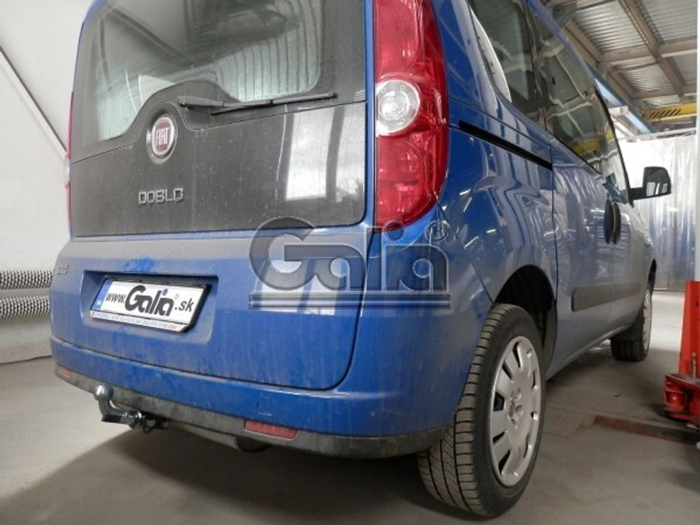Фаркоп оцинкованный Galia F111A для FIAT Doblo 2010-, Opel Combo 2012-(паспорт и сертификат в комплекте)(без электрики)
