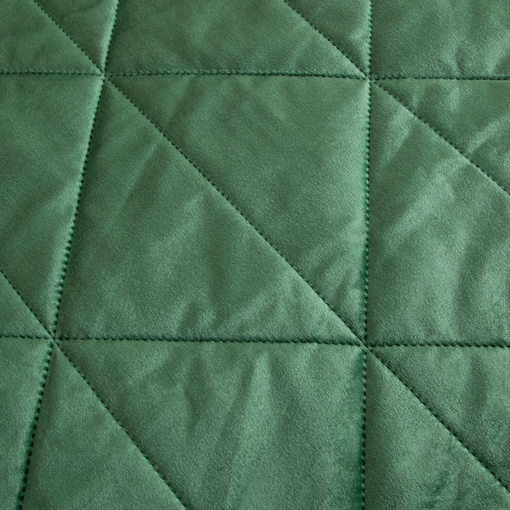 Велюровое покрывало в клетку и две наволочки OVL049