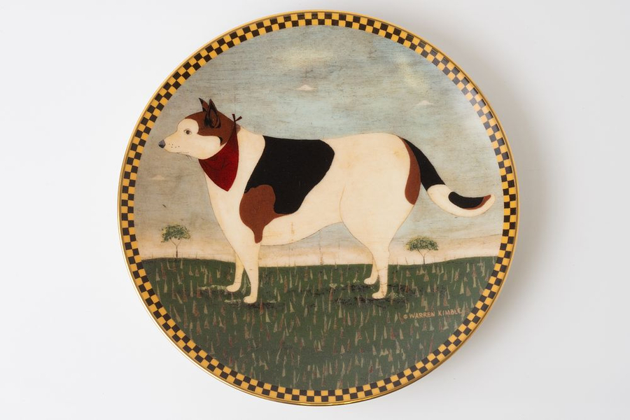 Коллекционная декоративная тарелка «Пятнистая собака» (Patchwork Dog) из серии «Warren Kimble Barnyard Animals»