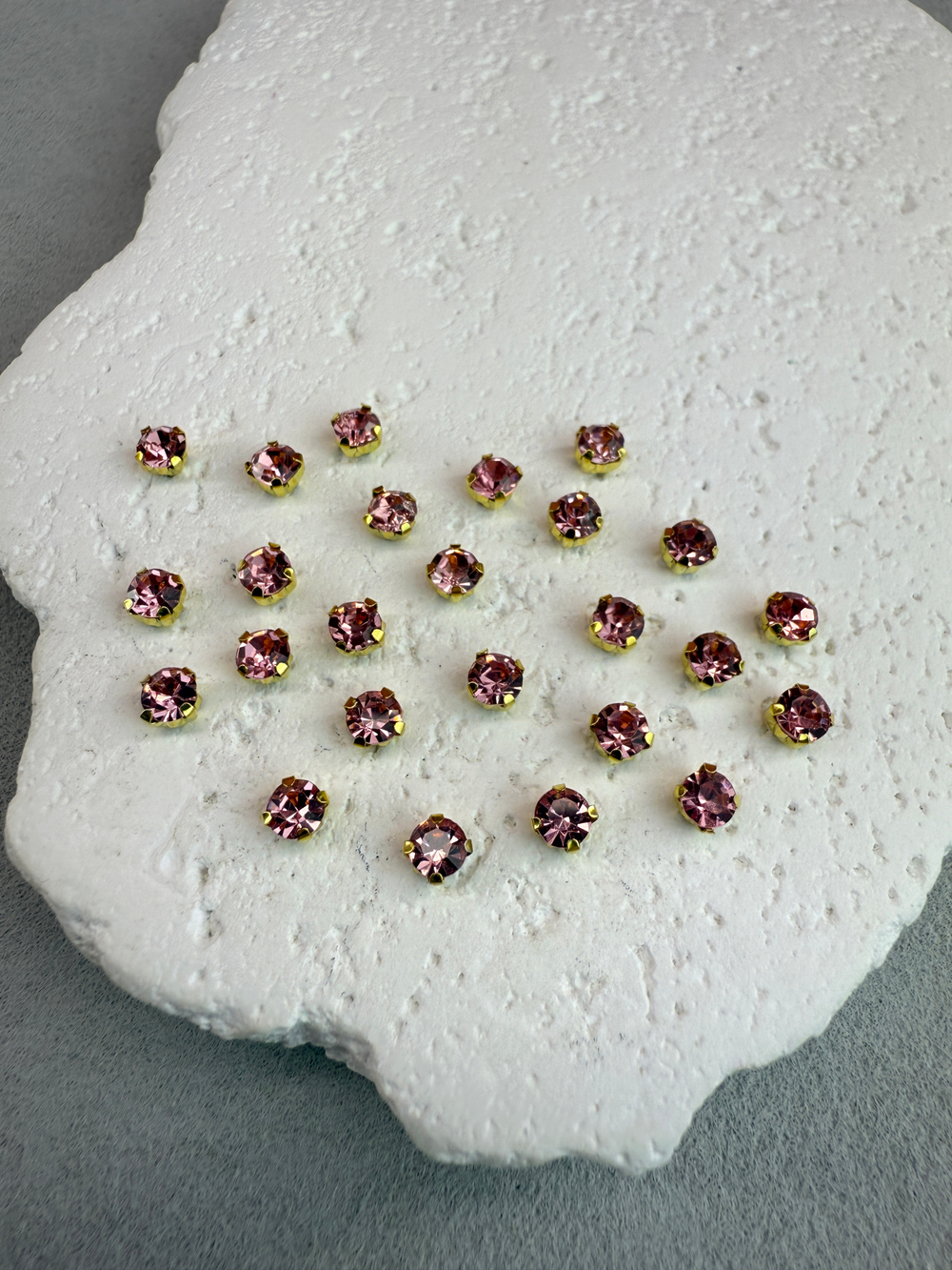 Шатоны 4 мм, Светлая роза в золоте, 25 шт