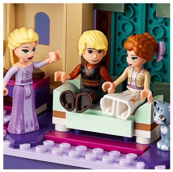Конструктор LEGO Disney Princess 41167 Frozen II Деревня в Эренделле
