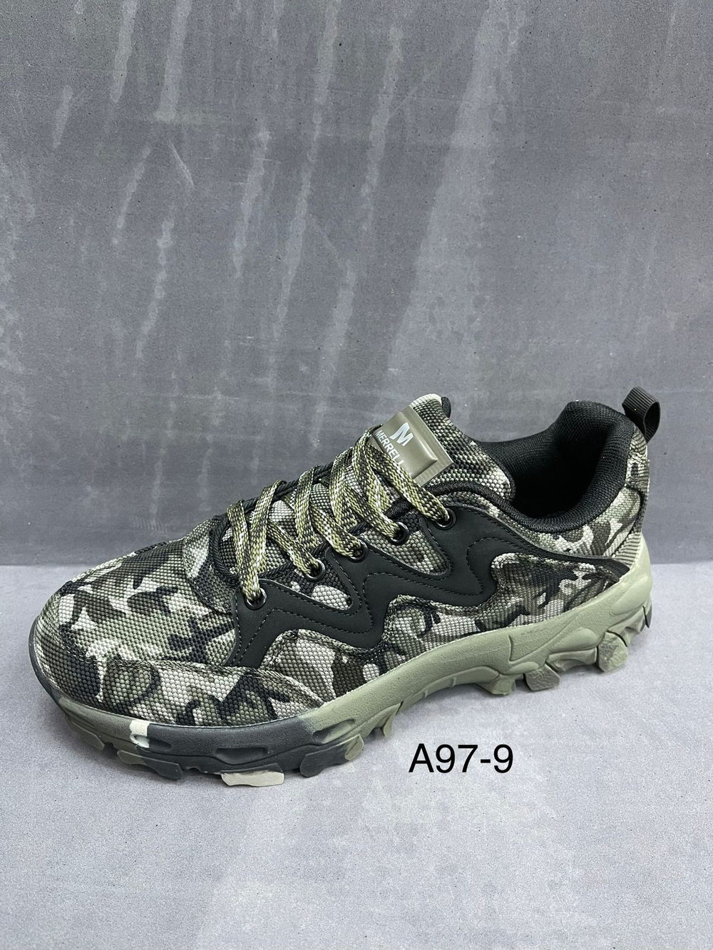 Кроссовки по 8 пар (41-46)р. / A97/9