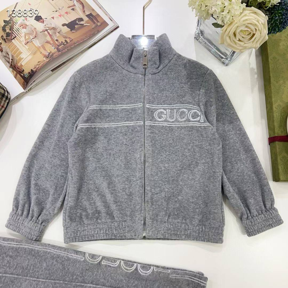 Костюм Gucci