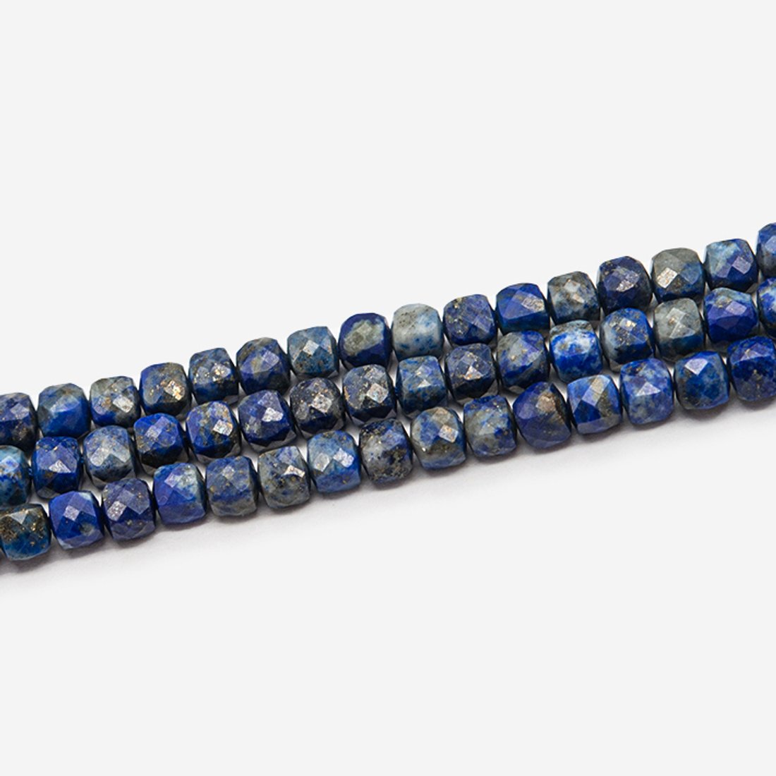 Лазурит натуральный, куб 4,5мм, микроогранка