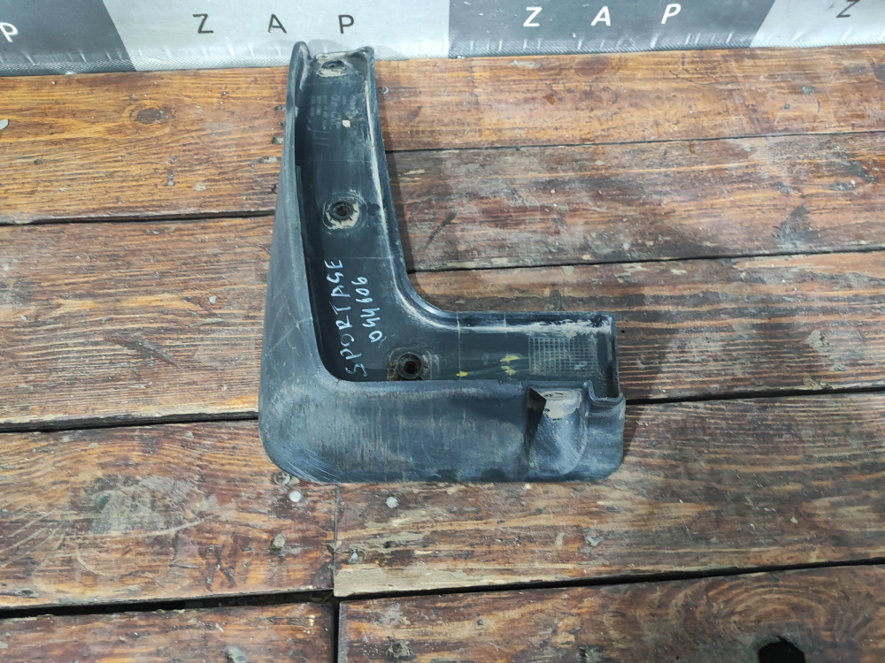 Брызговик передний левый Kia Sportage 4 (QL) 16-22 Б/У Оригинал 86831F1001