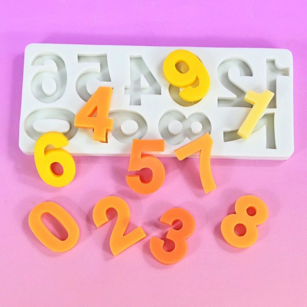 Форма силиконовая «Цифры средние 3,3 см»