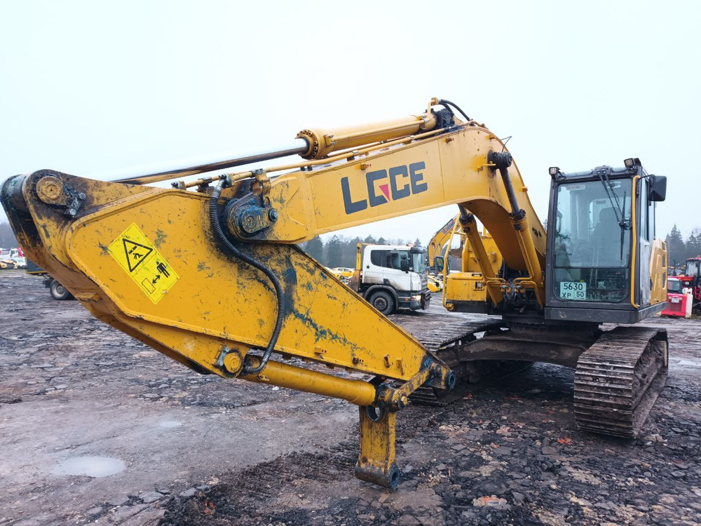 LGCE E6210 Экскаватор E6210HNLC (Дизельный, 6,1 л, 167 л.с., АТ)