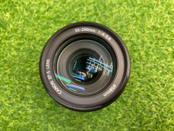 Canon EF-S 55-250mm 4-5.6 IS