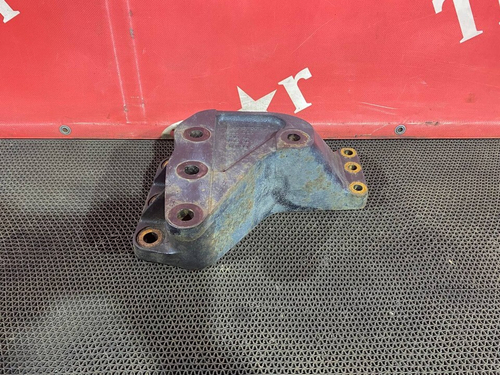 Кронштейн ГУРа