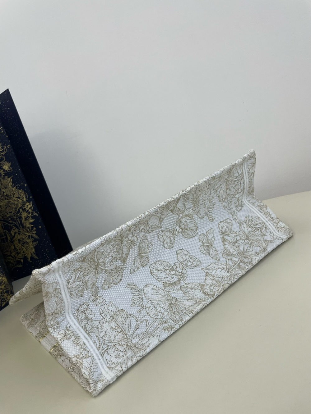 Christian Dior Book Tote 36 cm
