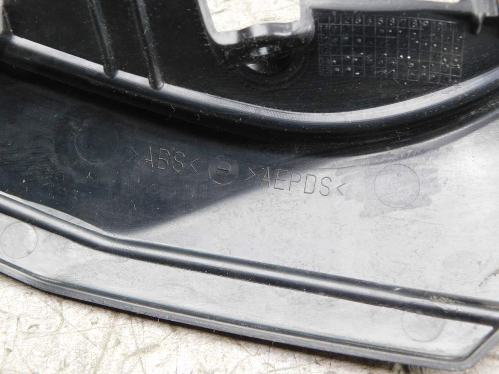 Пластик боковой правый Kawasaki ER-6N 36001-0565