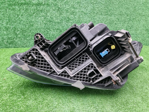 Фара правая Mercedes V W447 (2014-н.в.) LED