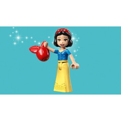 Конструктор LEGO Disney Princess Замок больших приключений 43205