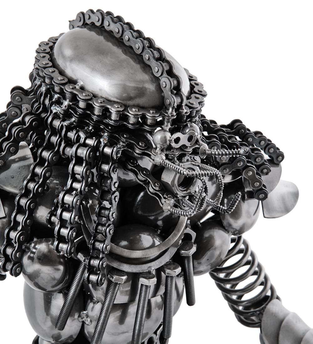 AD020/68 Фигура «Хищник с булавой» (AT)