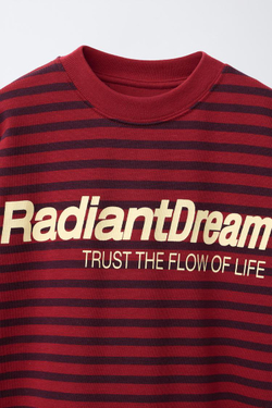 ZARA ЛОНГСЛИВ В ПОЛОСКУ С НАДПИСЬЮ, ТЕМНО-РОЗОВЫЙ