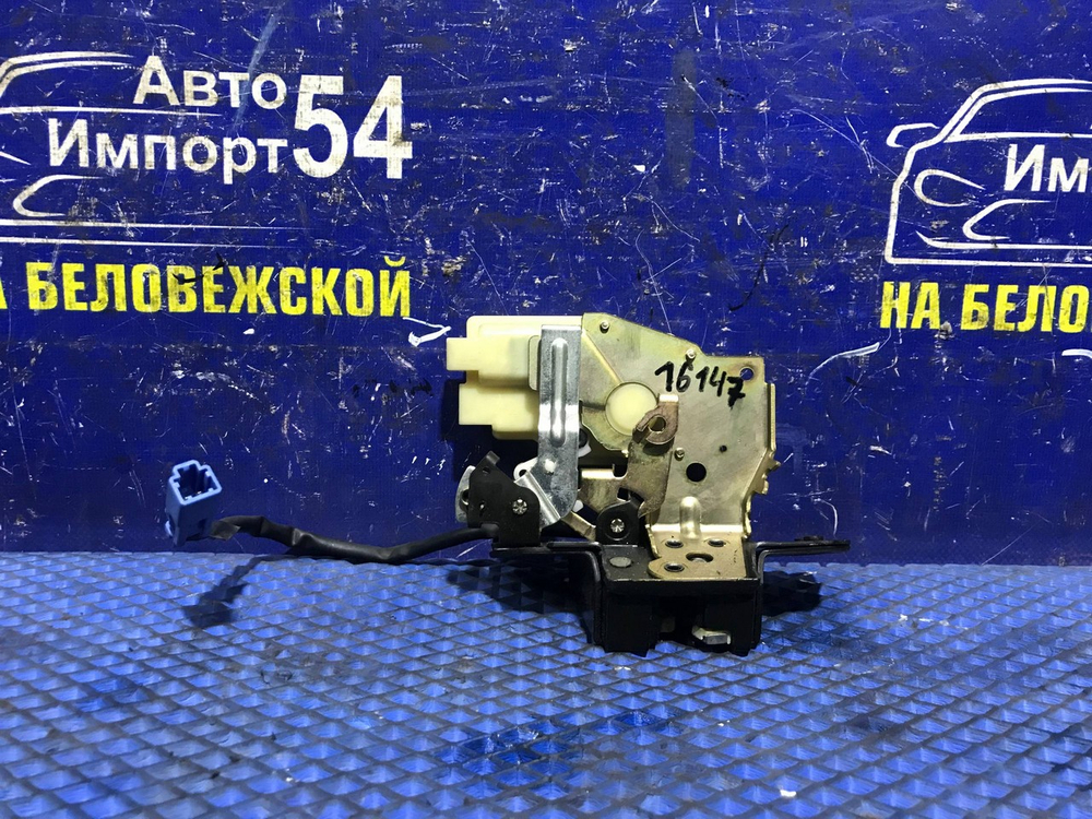 Замок багажника Honda ODYSSEY 1998-2004