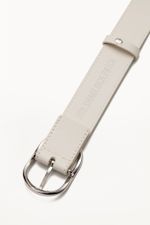 БАЗОВЫЙ РЕМЕНЬ С ОВАЛЬНОЙ ПРЯЖКОЙ MILK