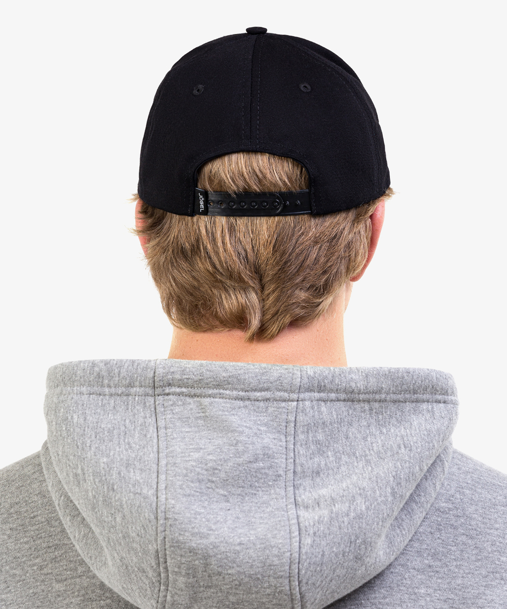 Бейсболка ESSENTIAL Snapback Title Сap, черный