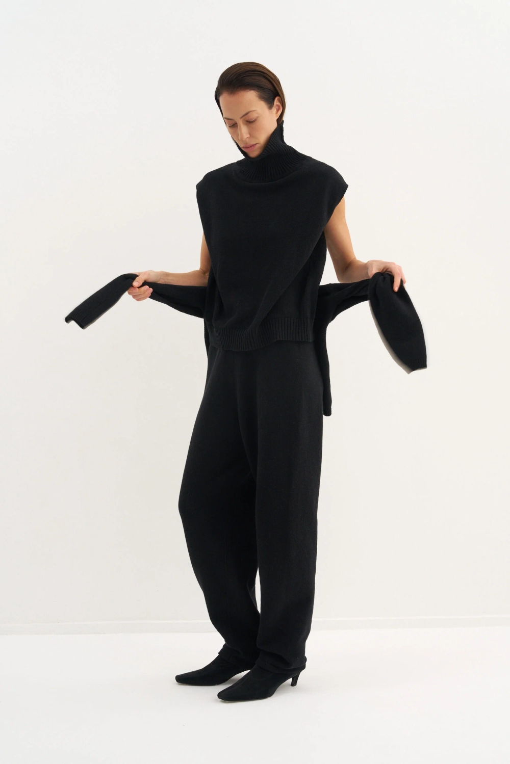 Топ с горлом ОТО