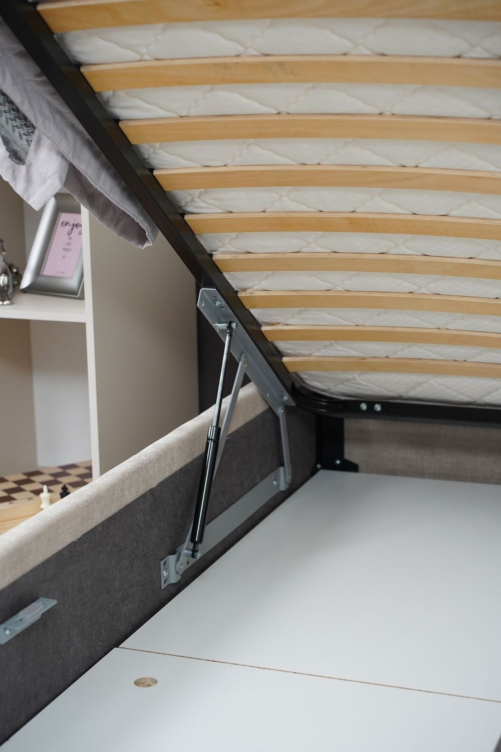 Кровать Венеция 1,8 Бежевый