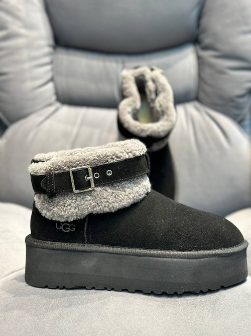 UGG