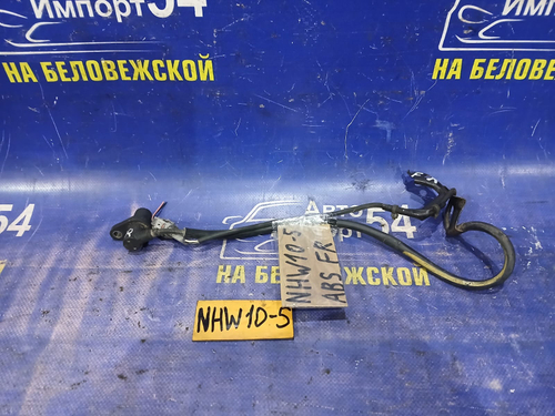 Датчик ABS передний правый TOYOTA PRIUS 1998