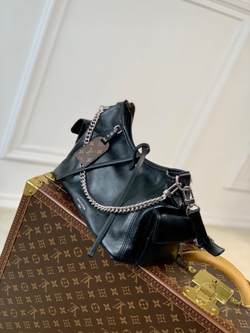Louis Vuitton CarryAll Cargo PM