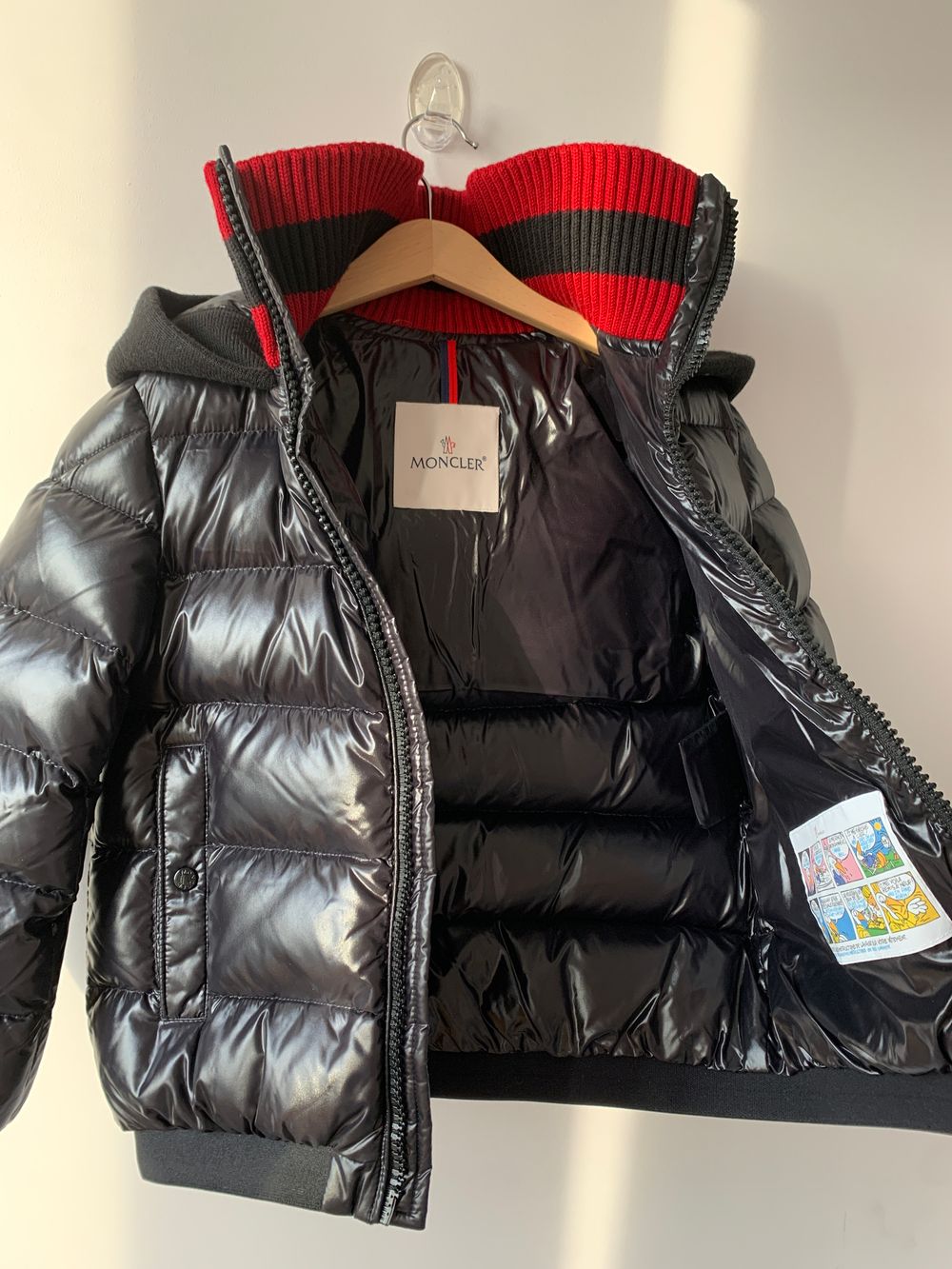 Пуховик Moncler