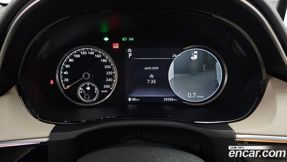 Genesis GV70 2.5T Бензин 2WD (04.2021)