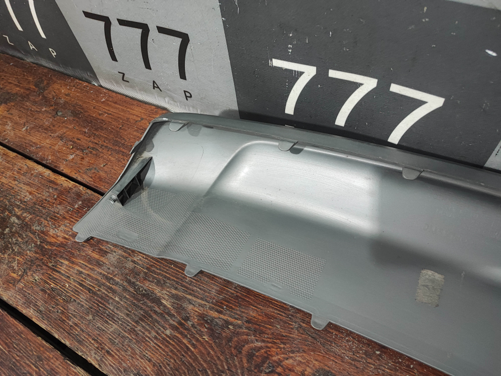 Накладка переднего бампера Hyundai Santa Fe 3 (DM) 15-18 Б/У Оригинал 865652WAB0