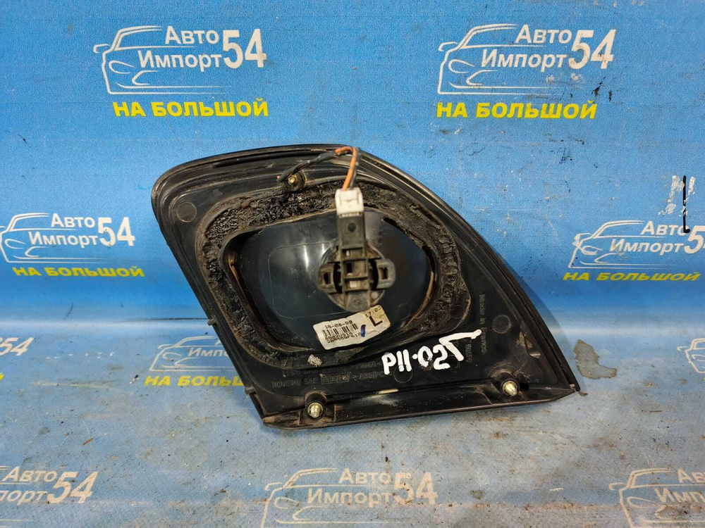 Вставка багажника левая NISSAN PRIMERA 1999