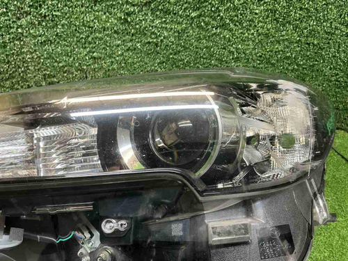 Фара левая Mazda CX-5 2 (2017-2021) LED