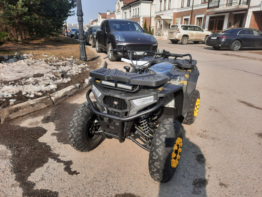 Квадроцикл бензиновый MOTAX GRIZLIK W200