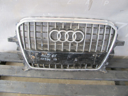 Решетка радиатора Audi Q5 (8R) 12-15 Б/У Оригинал 8r0853651ab