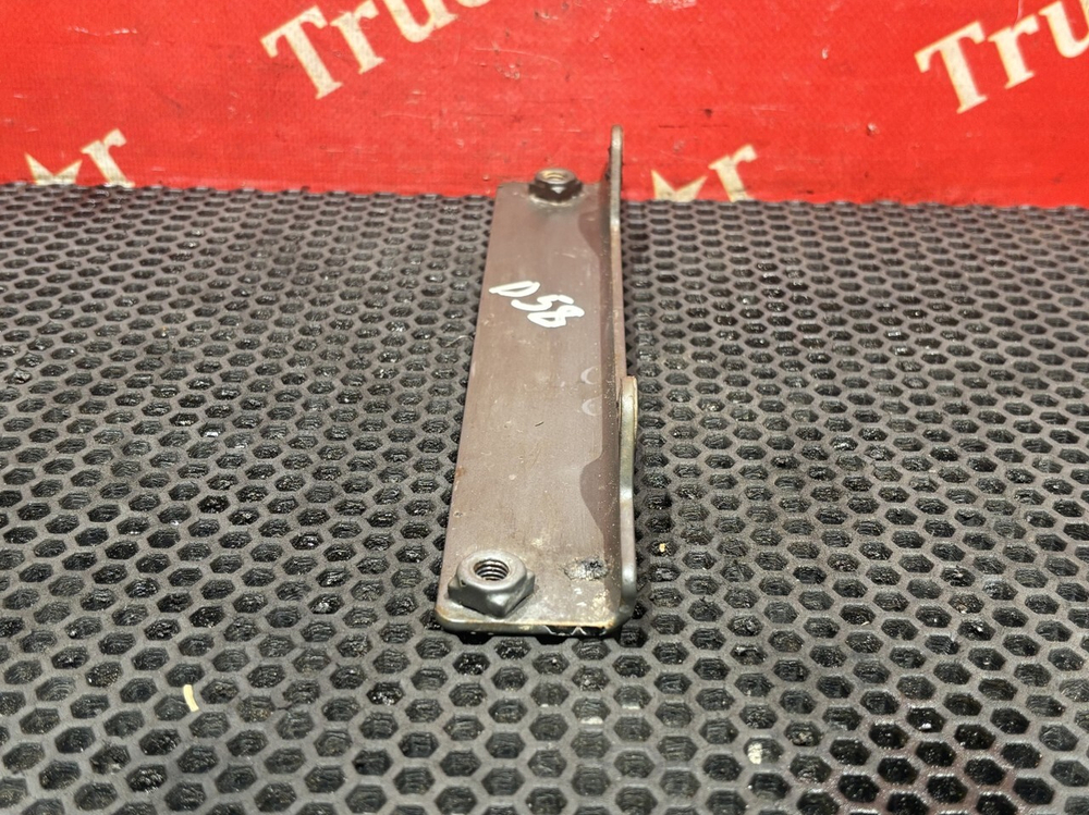 Кронштейн проводки