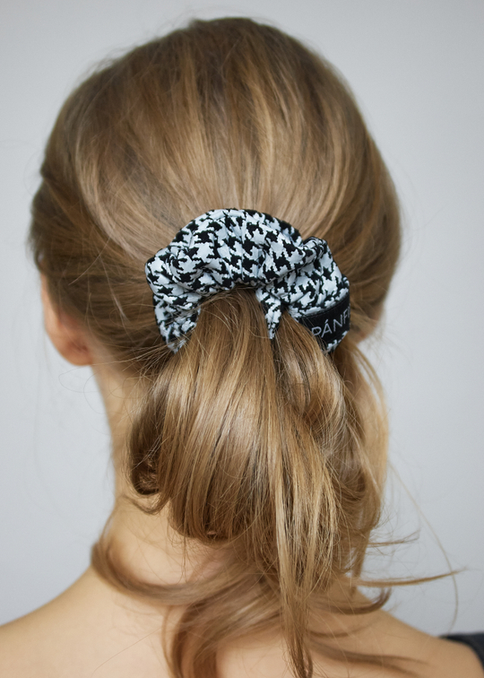 Кожаная резинка в гусиную лапку