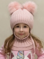 Шапка зимняя детская с помпонами и манишка