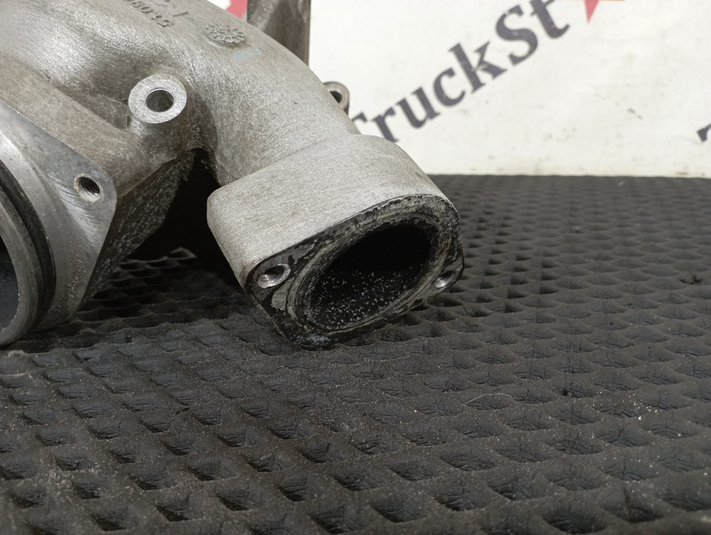 Патрубок впускного коллектора