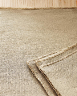 ZARA HOME ЛЬНЯНАЯ САЛФЕТКА, СЕРОВАТО-КОРИЧНЕВЫЙ