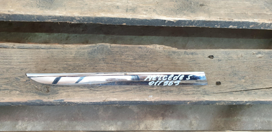 Молдинг крышки багажника левый GLC (C253) Coupe 16-23 Б/У Оригинал A2537430500