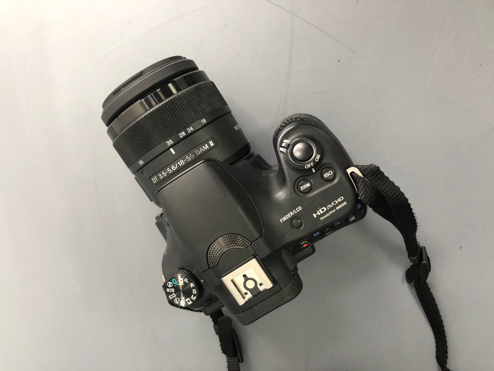 Sony A58 Kit DT 18-55mm 3.5-5.6 SAM II 2.700 кадров