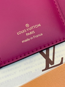 Louis Vuitton Capucines Compact Wallet