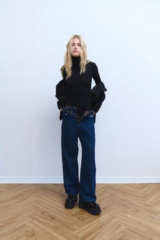 Джинсы STRAIGHT