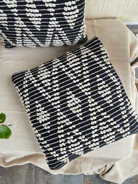 Декоративная наволочка в бохо стиле