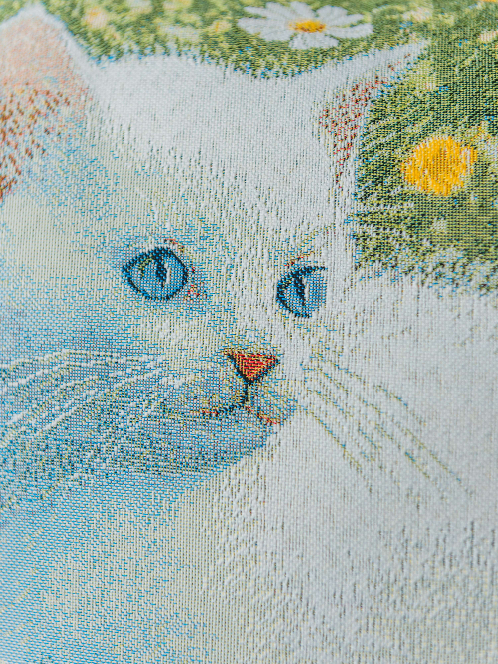 Декоративный гобеленовый чехол для интерьерной подушки Котик с цыпленком 47*47